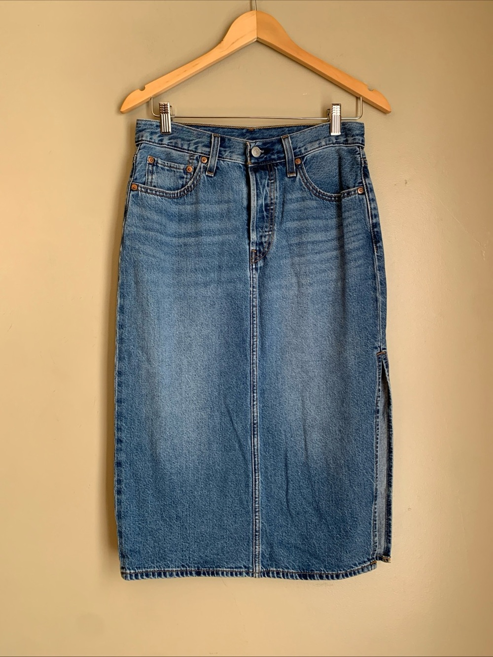 Levi’s Classic Denim Jean Skirt Women’s W27 Blue Length Midi Summer Festival